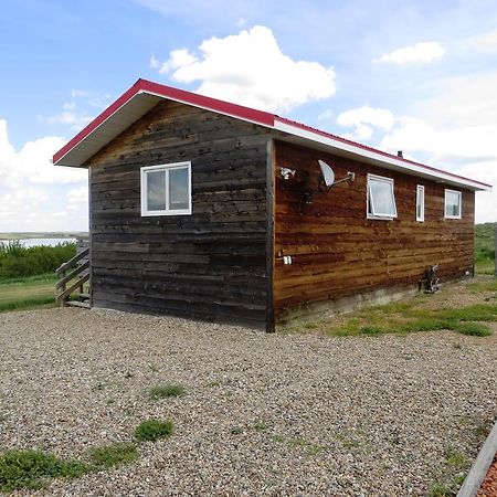 Foxlake Retreat Hanna Екстер'єр фото